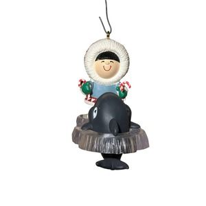 Hallmark Keepsake 1992 Frosty Friends Ornament Eskimo & Baby Orca Killer Whale